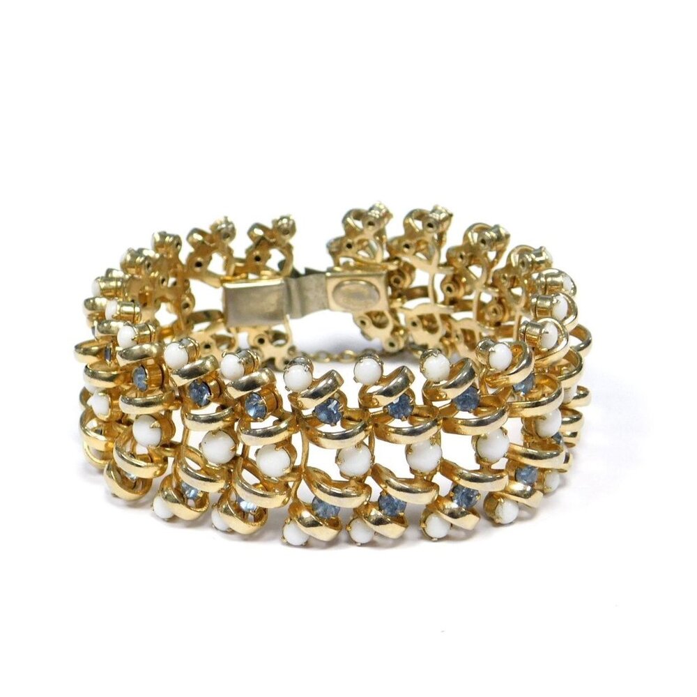 RARE FIND * 1950s HATTIE CARNEGIE Bracelet Blue Rhinestones White Milk Glass
